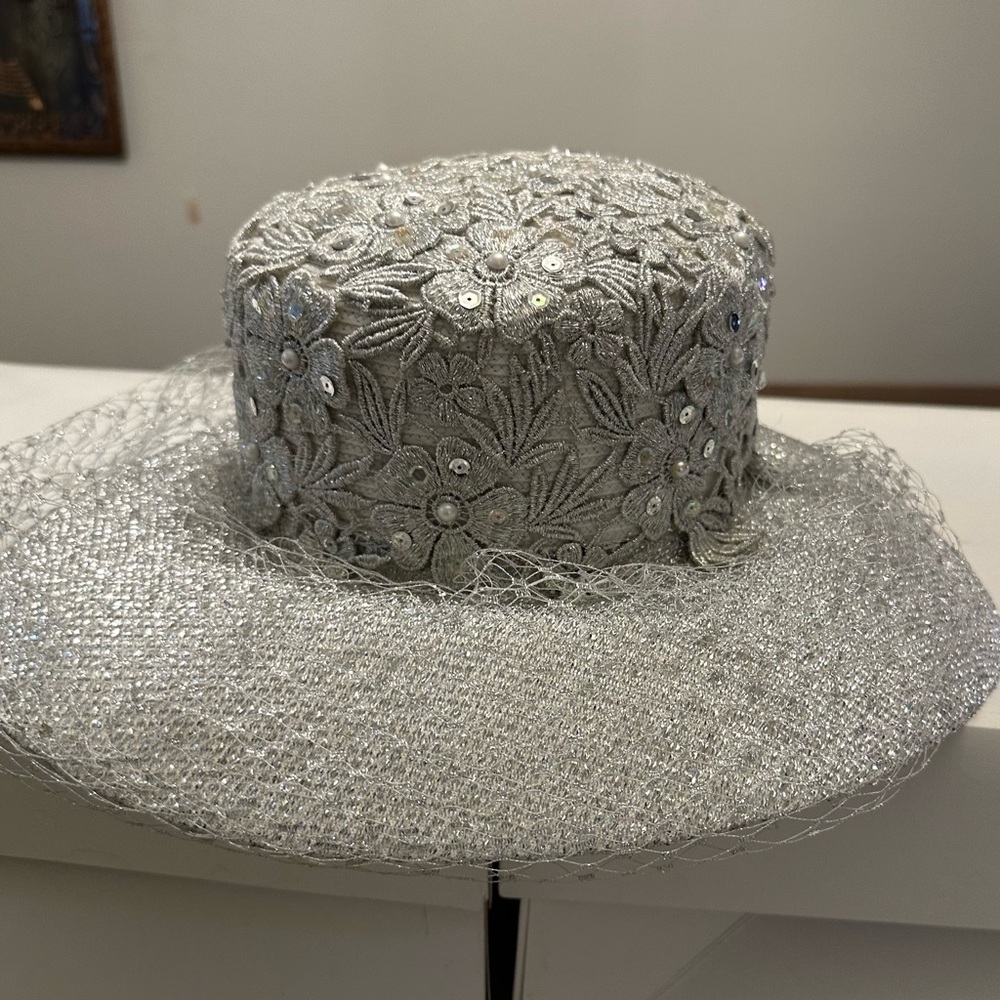 Elegant Silver Floral Women's Hat